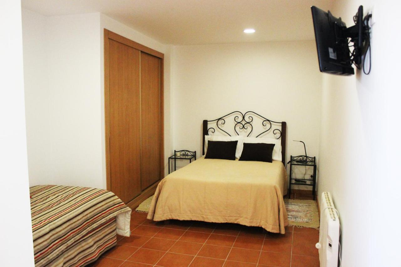 Curral De L Tiu Pino Villa Sendim  Bagian luar foto