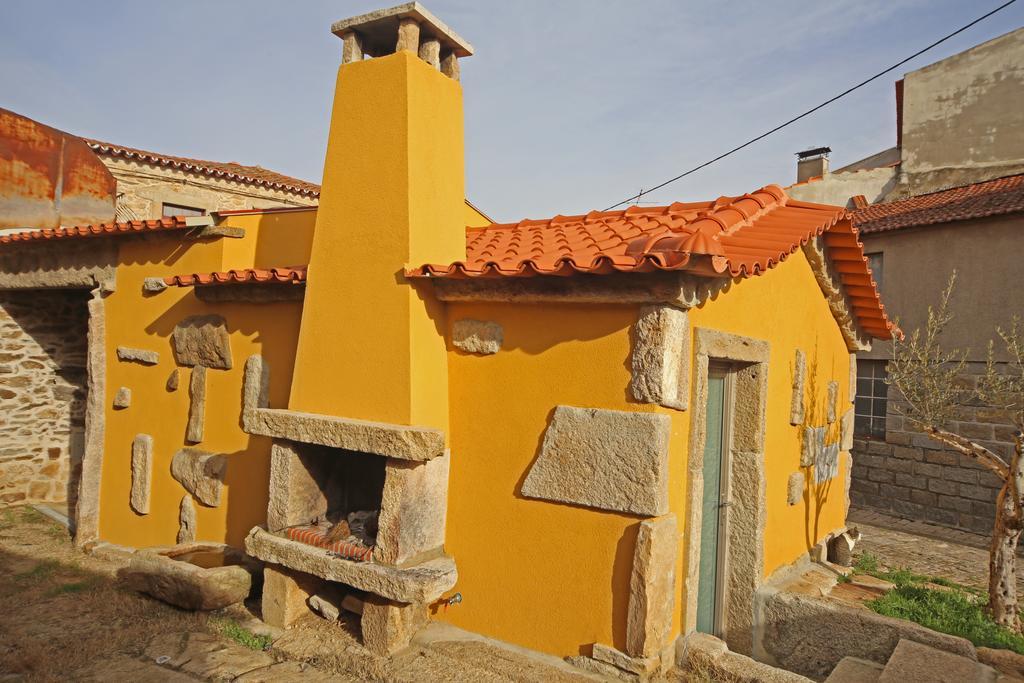 Curral De L Tiu Pino Villa Sendim  Bagian luar foto