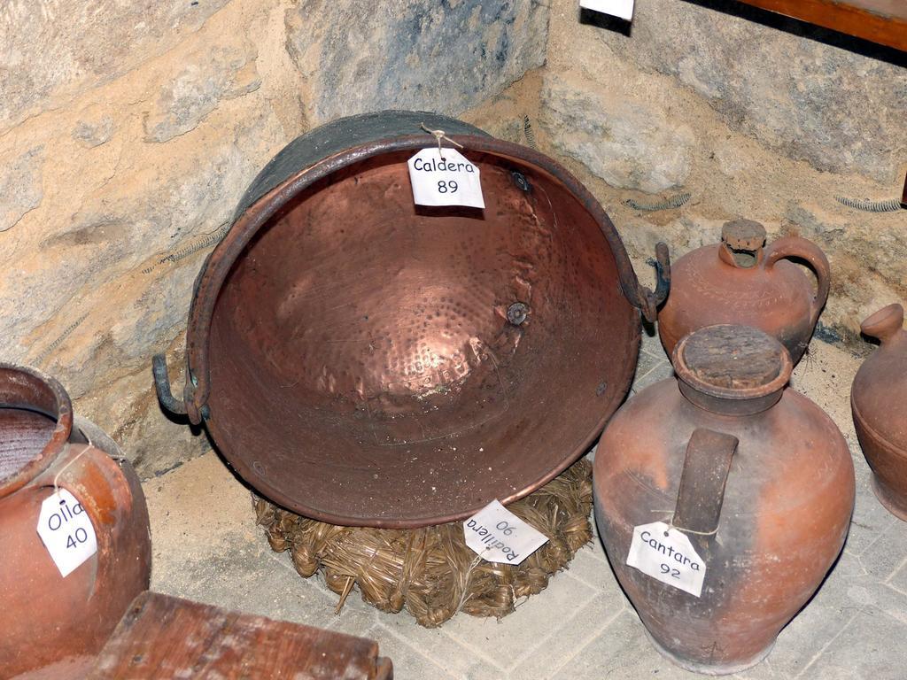 Curral De L Tiu Pino Villa Sendim  Bagian luar foto
